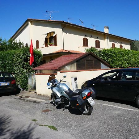 La Casa Di Sandra Pugnano Buitenkant foto